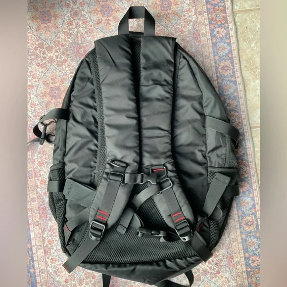 CsaxeKecna 40L Waterproof Lightweight Backpack - Picture 3 of 5